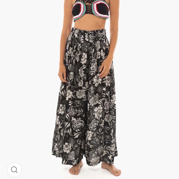 NWT Agua Bendita Hanne Pants size L